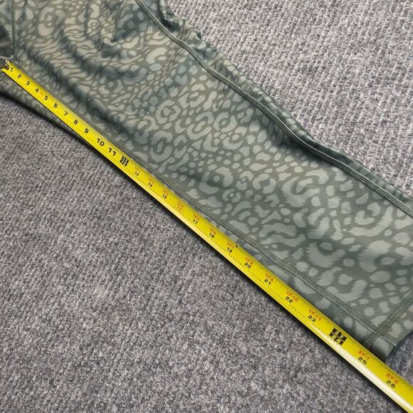 Tek Gear 7/8 Leggings High Rise Women Size XL Ultra Stretch Green Leopard NEW - Picture 9 of 9